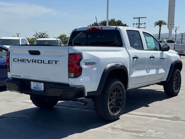 2026 Chevrolet Colorado Trail Boss photo 4