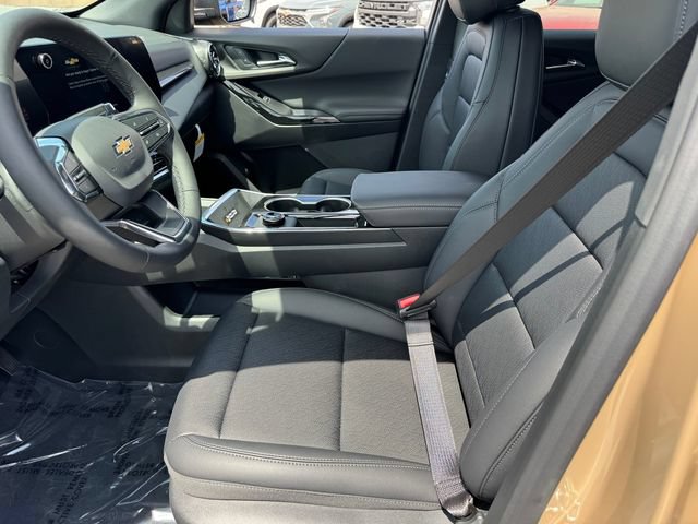 2027 Chevrolet Equinox LT - Photo 13