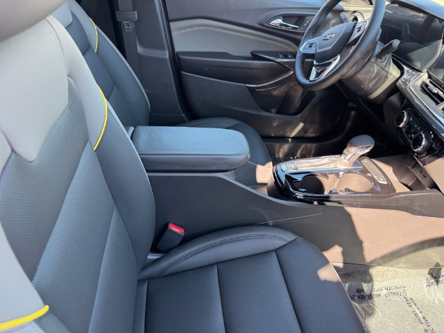 2026 Chevrolet Trax Activ - Photo 6