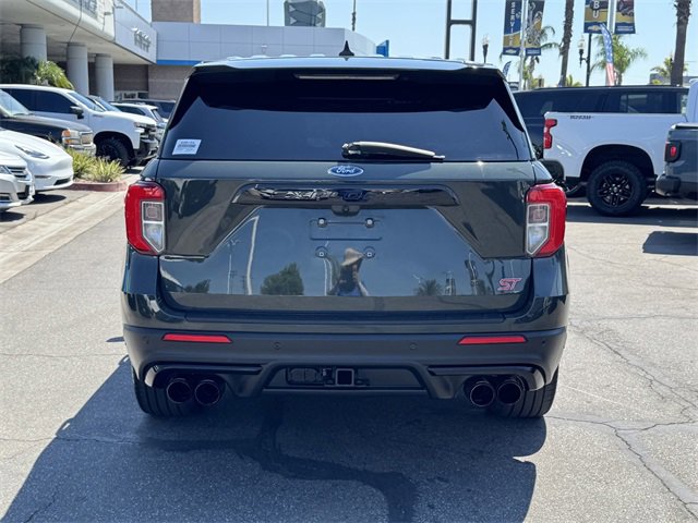 2022 Ford Explorer ST photo 3