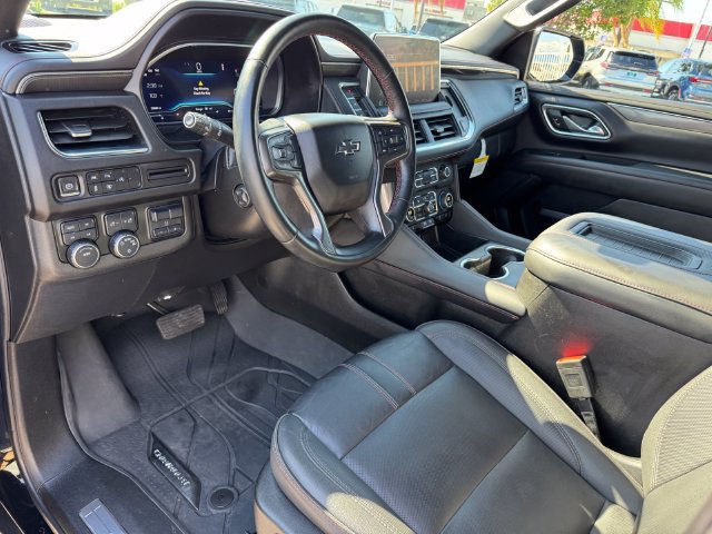 2023 Chevrolet Suburban RST - Photo 17