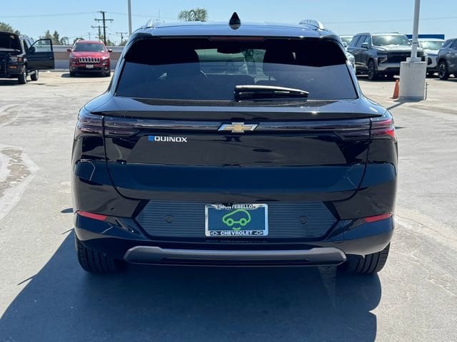 2025 Chevrolet Equinox EV LT photo 4