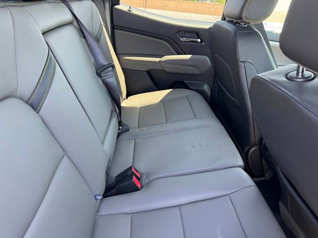 2026 Chevrolet Colorado ZR2 photo 3