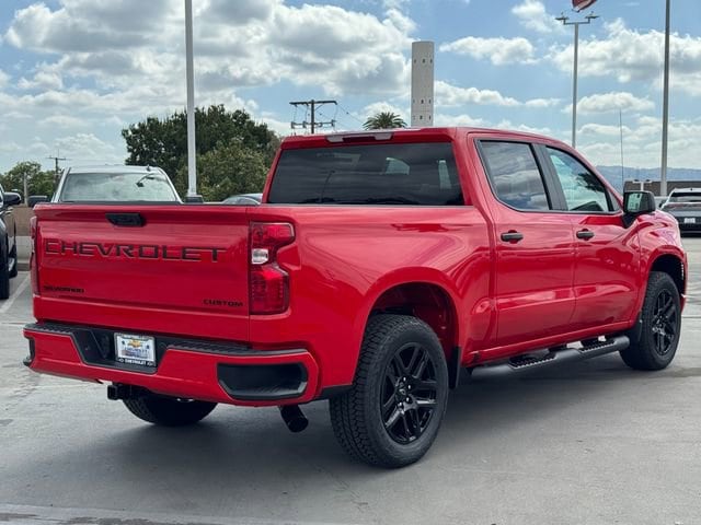 2026 Chevrolet Silverado 1500 Custom photo 4