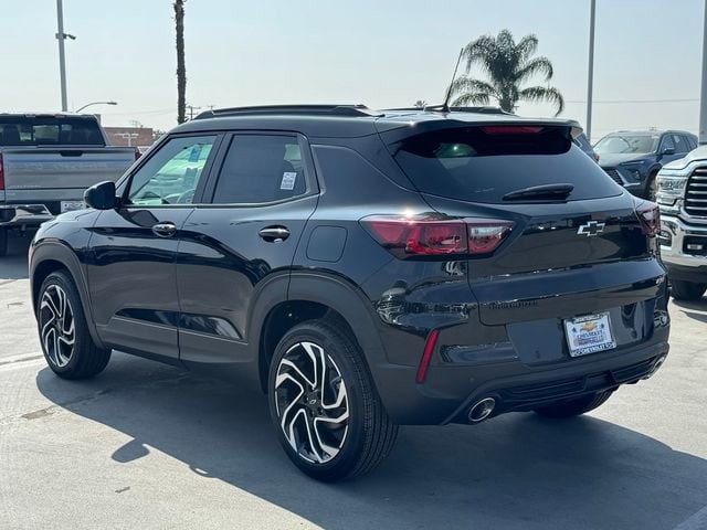 2026 Chevrolet Trailblazer RS photo 2
