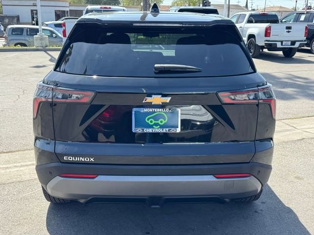 2025 Chevrolet Equinox LT photo 4