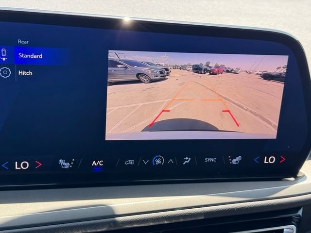 2025 Chevrolet Traverse LT - Photo 16