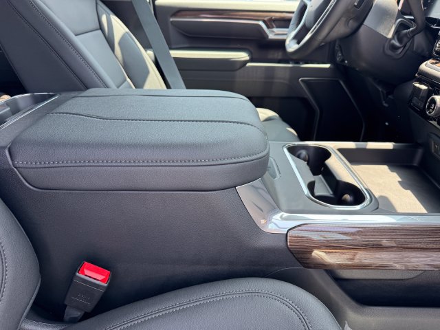 2026 Chevrolet Silverado 3500 HD LT - Photo 6