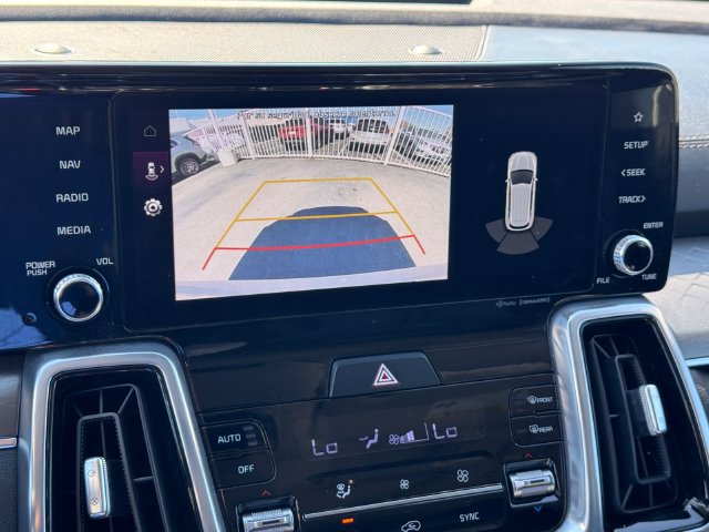 2022 Kia Sorento SX - Photo 16