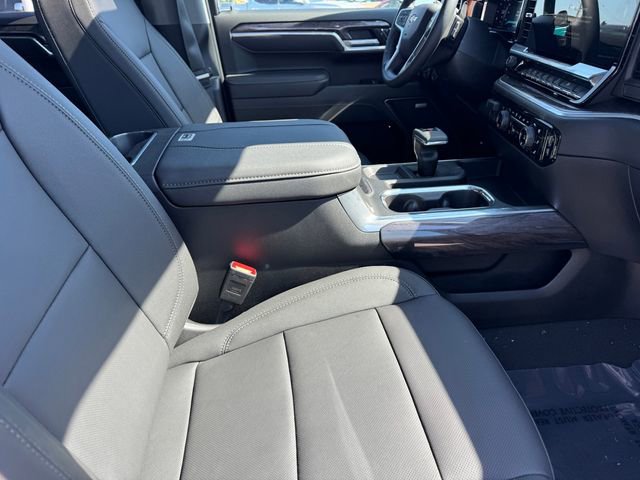 2026 Chevrolet Silverado 1500 LTZ photo 6