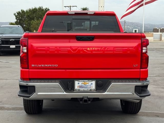 2025 Chevrolet Silverado 1500 LT photo 4
