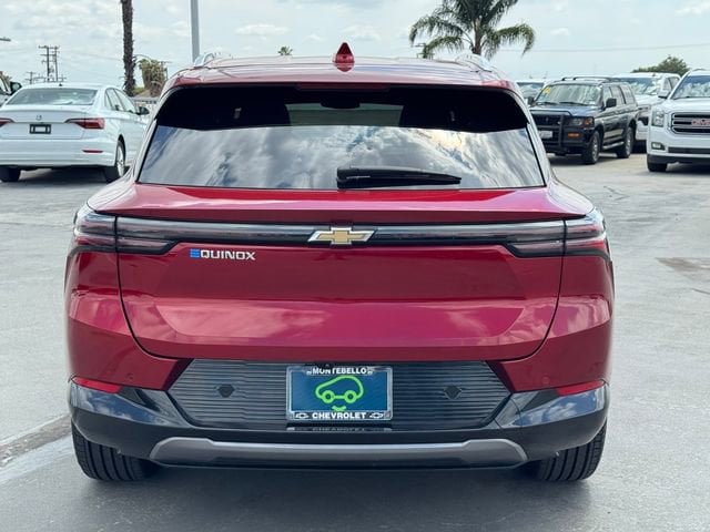 2025 Chevrolet Equinox EV LT photo 4