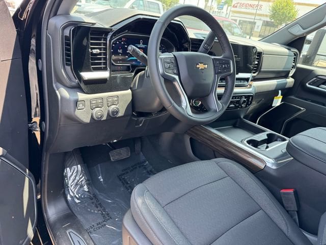 2026 Chevrolet Silverado 2500 HD LT - Photo 13