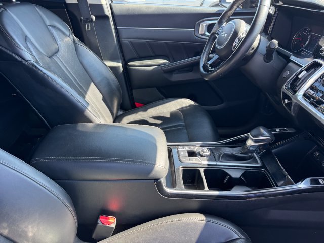 2022 Kia Sorento SX - Photo 6