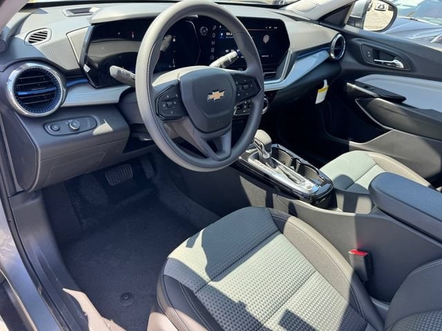 2026 Chevrolet Trax LT - Photo 12