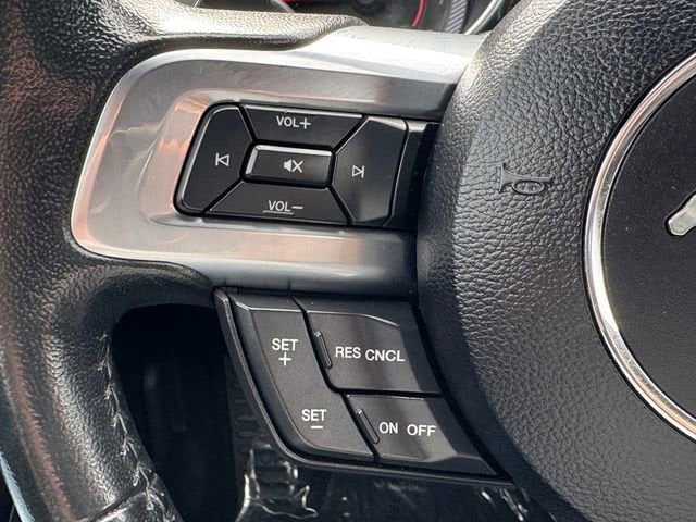2020 Ford Mustang EcoBoost - Photo 17