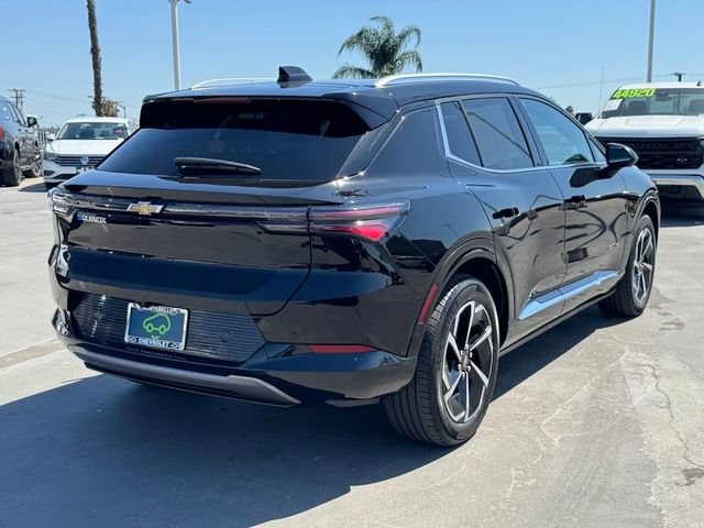 2025 Chevrolet Equinox EV LT photo 6