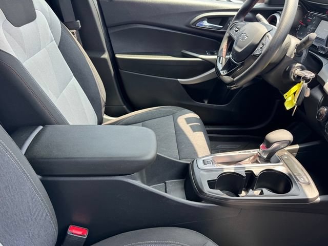 2024 Chevrolet Trax RS - Photo 6
