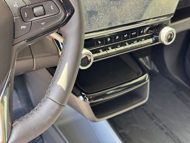 2027 Chevrolet Bolt LT - Photo 17