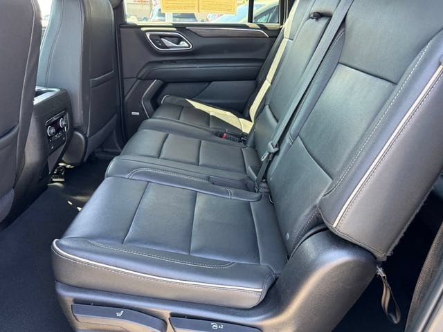 2024 Chevrolet Suburban Premier - Photo 11