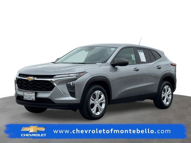 2025 Chevrolet Trax LS's photo