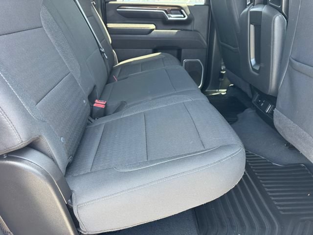 2025 Chevrolet Silverado 2500HD LT - Photo 9