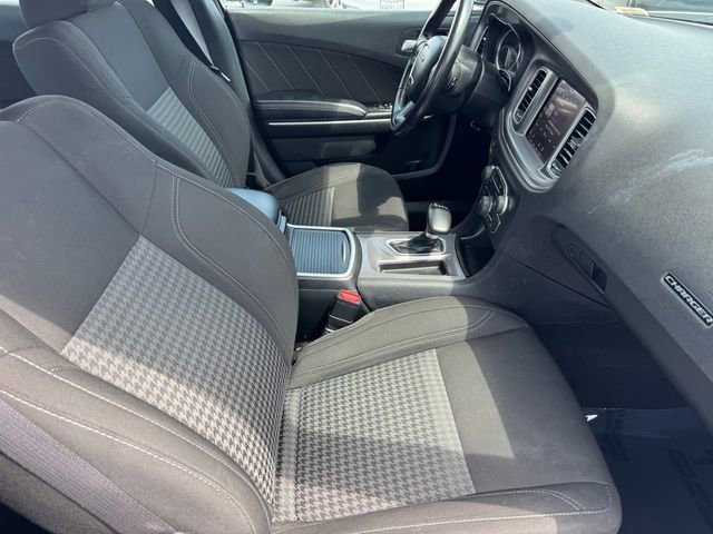 2023 Dodge Charger SXT photo 4