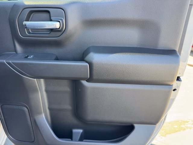 2026 Chevrolet Silverado 1500 Custom - Photo 10