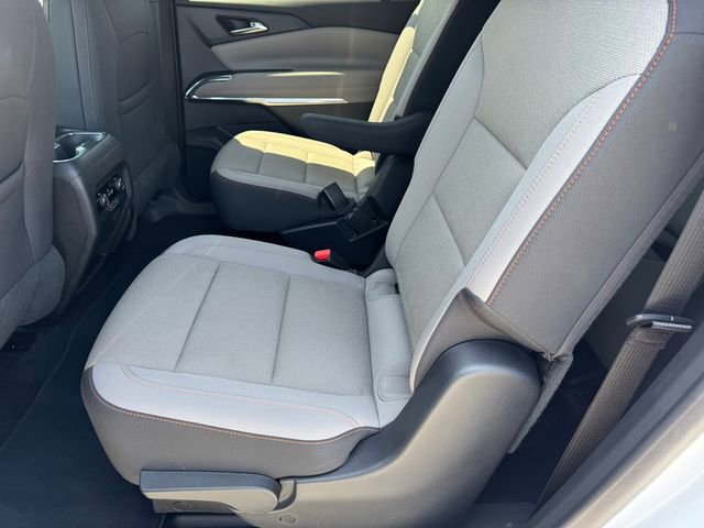 2025 Chevrolet Traverse LT - Photo 10