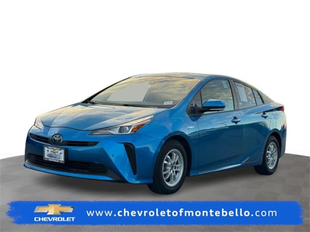 Used 2021 Toyota Prius LE Sedan