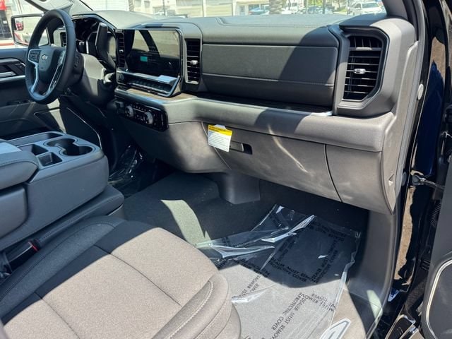 2026 Chevrolet Silverado 1500 LT - Photo 6