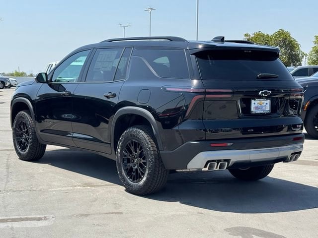 2026 Chevrolet Traverse Z71 photo 3