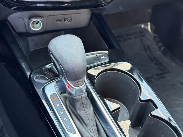 2025 Chevrolet Trax LT - Photo 16