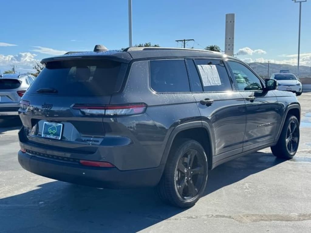 Used 2025 Jeep Grand Cherokee L Limited 4x4 SUV