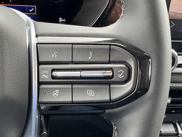 2026 Chevrolet Colorado LT - Photo 17