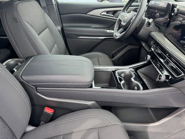 2026 Chevrolet Traverse LT photo 6