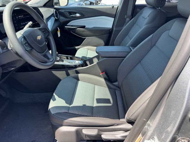 2026 Chevrolet Trax LT - Photo 13