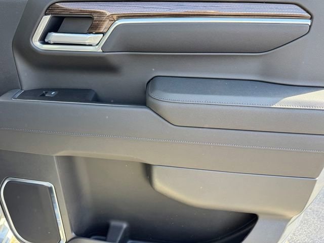 2026 Chevrolet Silverado 1500 LT - Photo 10