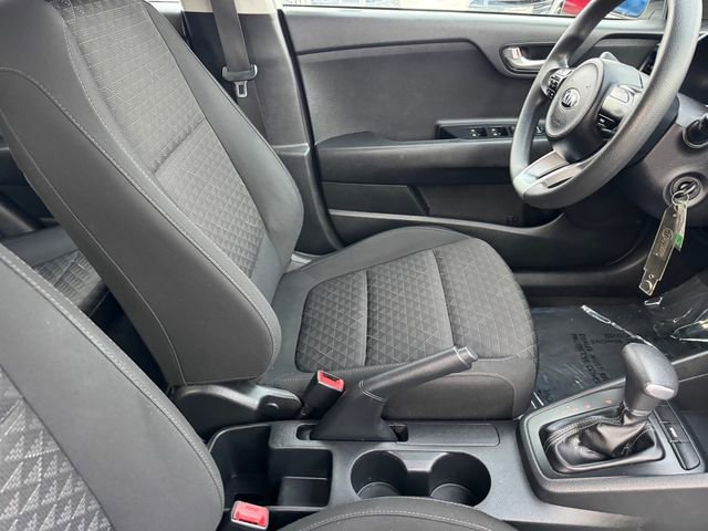 2019 Kia Rio LX photo 6