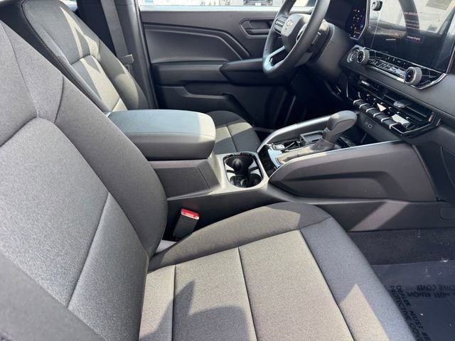 2026 Chevrolet Colorado WT photo 6