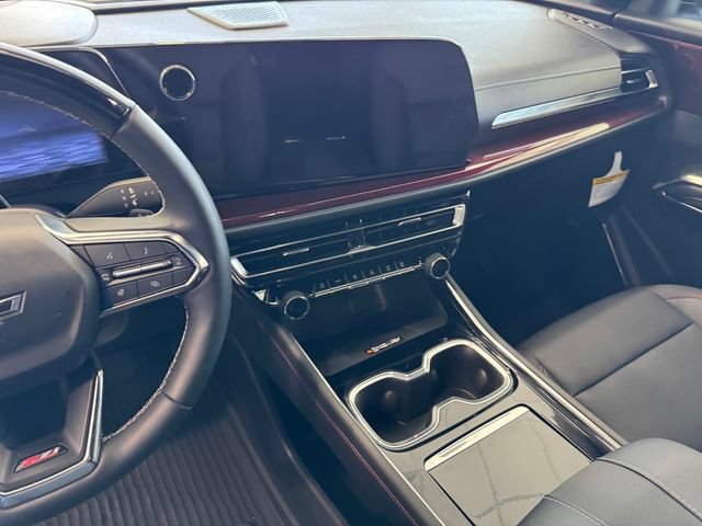 2026 Chevrolet Traverse Z71 - Photo 17