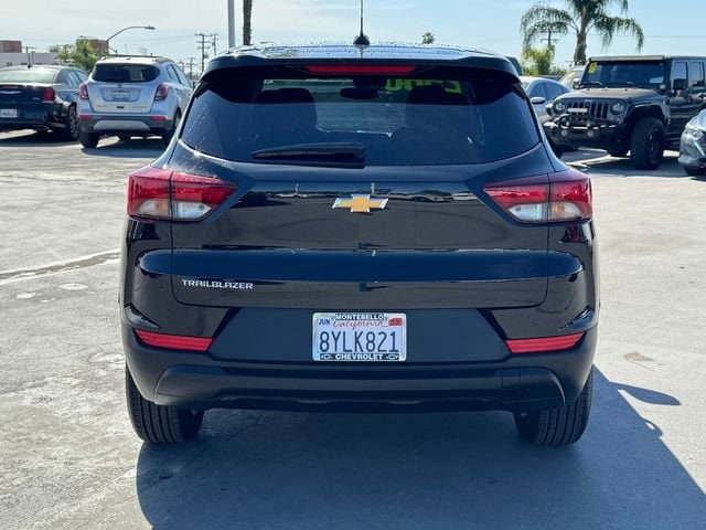 2026 Chevrolet Trailblazer LS photo 3