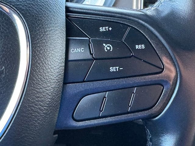 2023 Dodge Charger SXT - Photo 17