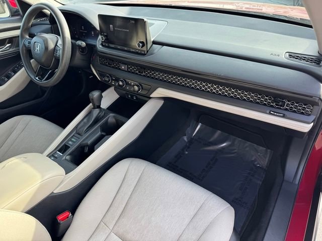 2023 Honda Accord LX photo 5