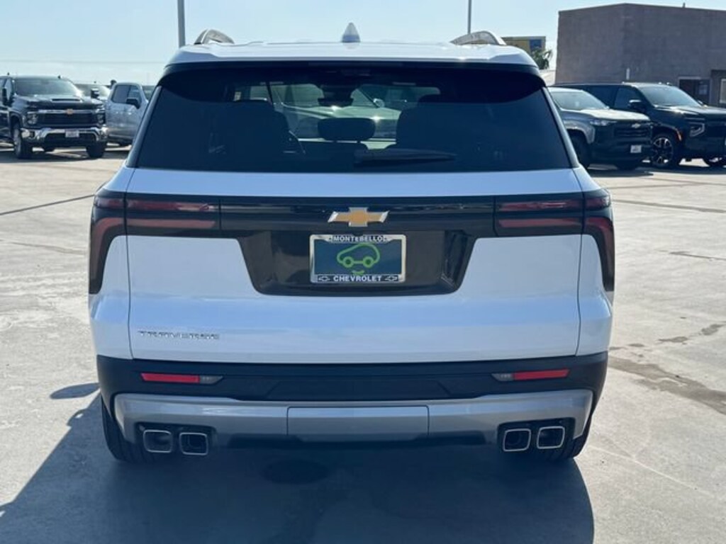 Used 2026 Chevrolet Traverse LT SUV