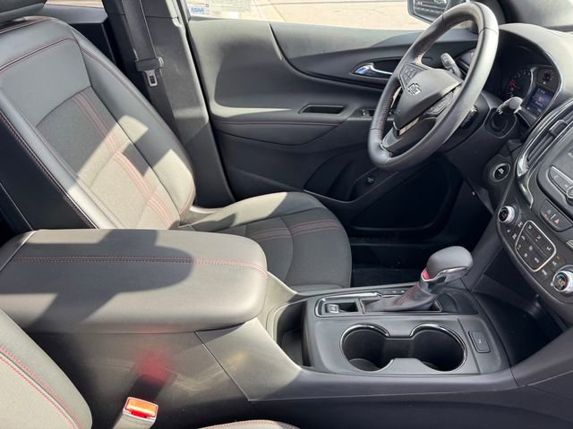 2022 Chevrolet Equinox RS photo 3