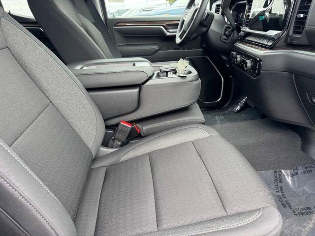 2026 Chevrolet Silverado 1500 RST photo 6