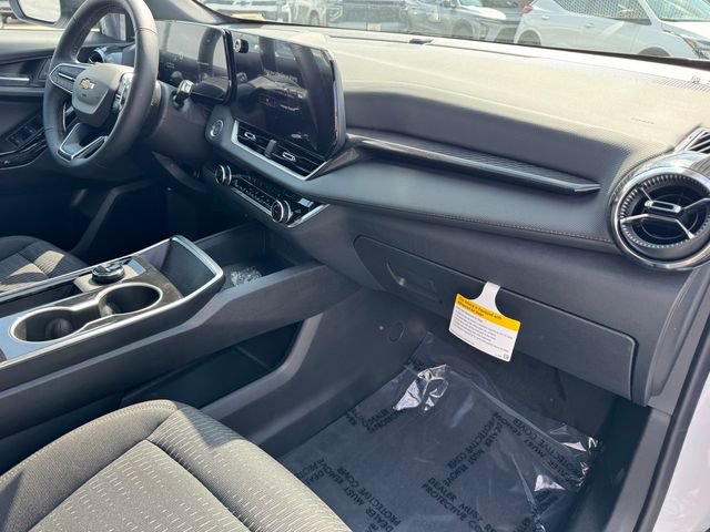 2026 Chevrolet Equinox LT photo 5