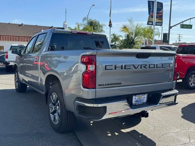 2026 Chevrolet Silverado 1500 LT photo 2