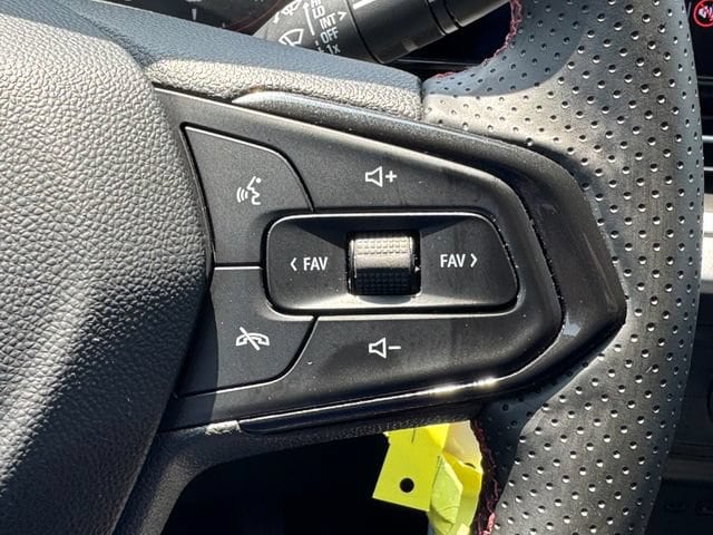 2024 Chevrolet Trax RS - Photo 22